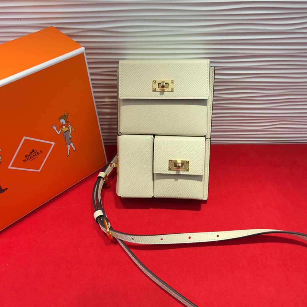 켈리 클러치백 (Kelly Clutch Bag)