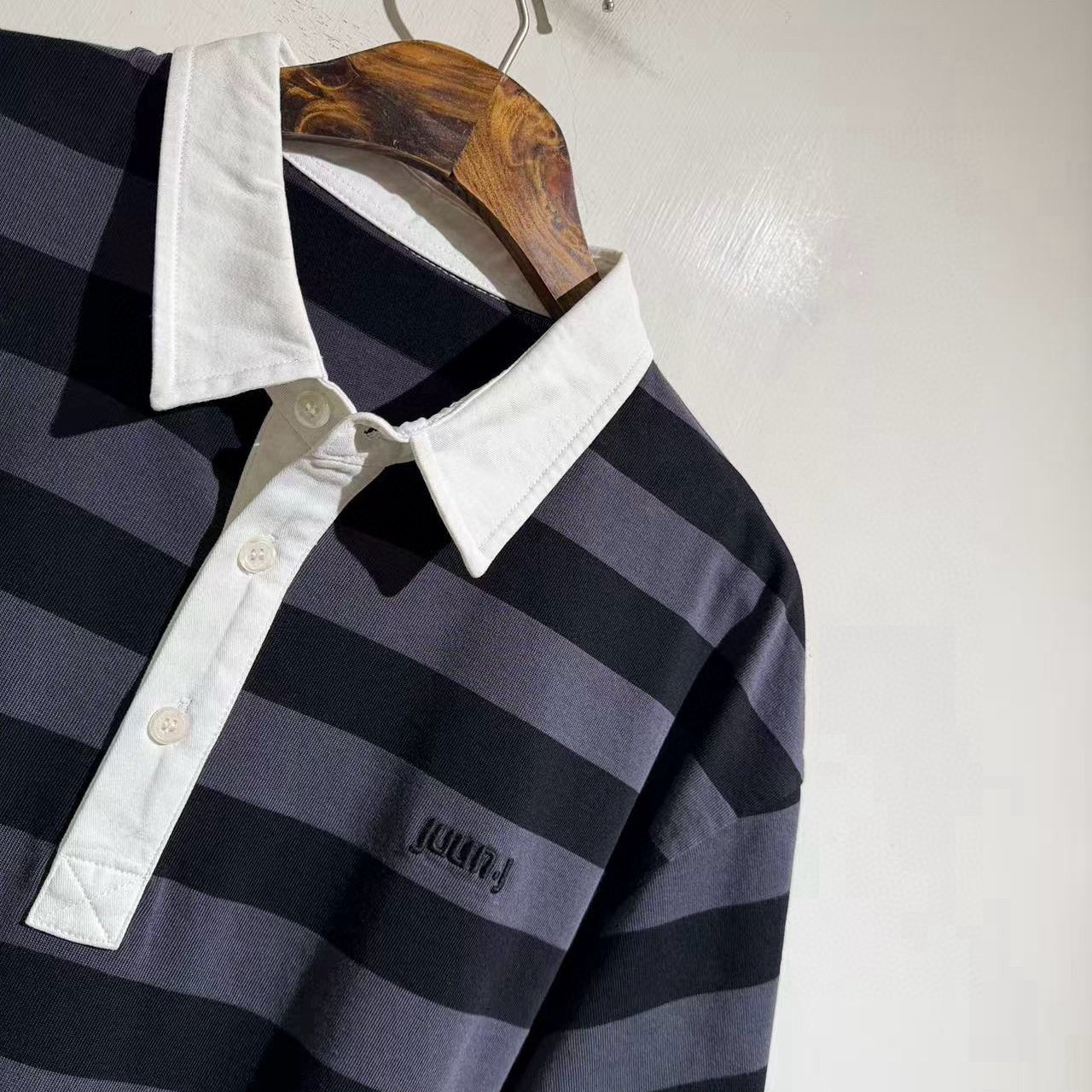 폴로 반팔티셔츠 (Striped Polo Shirt)