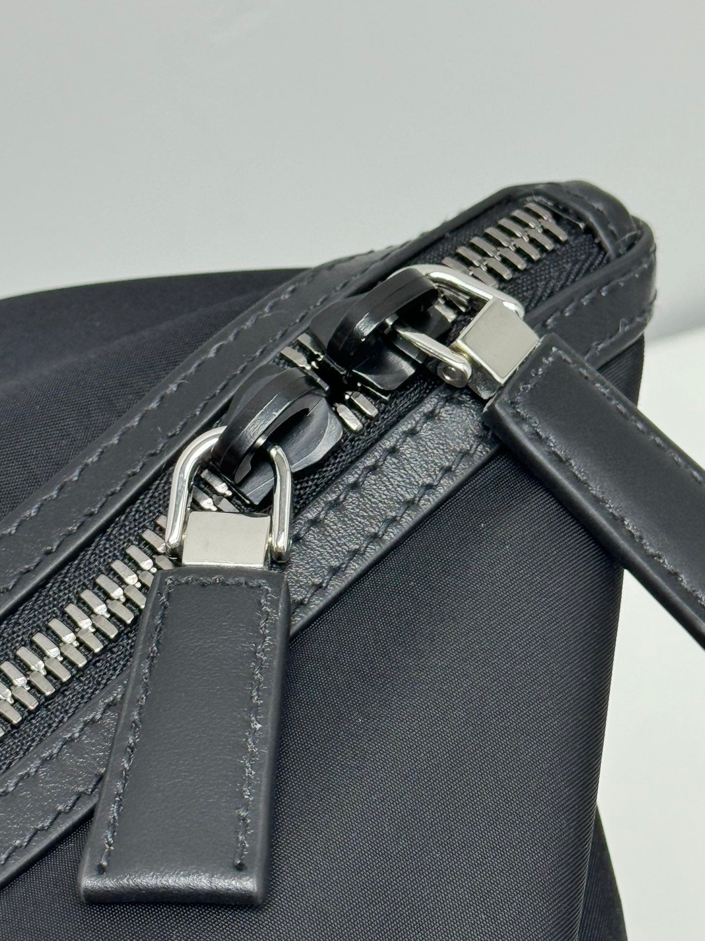 트래블 백 (travel bag)