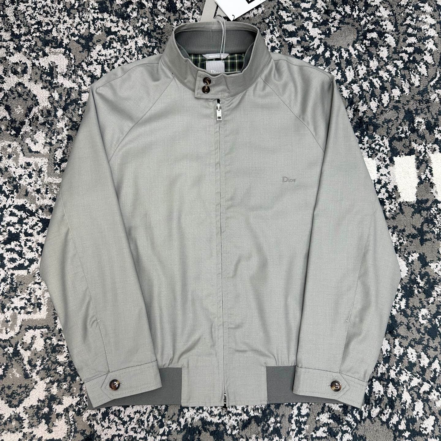 스탠드 칼라 셋업 (Stand-collar co-ord set)