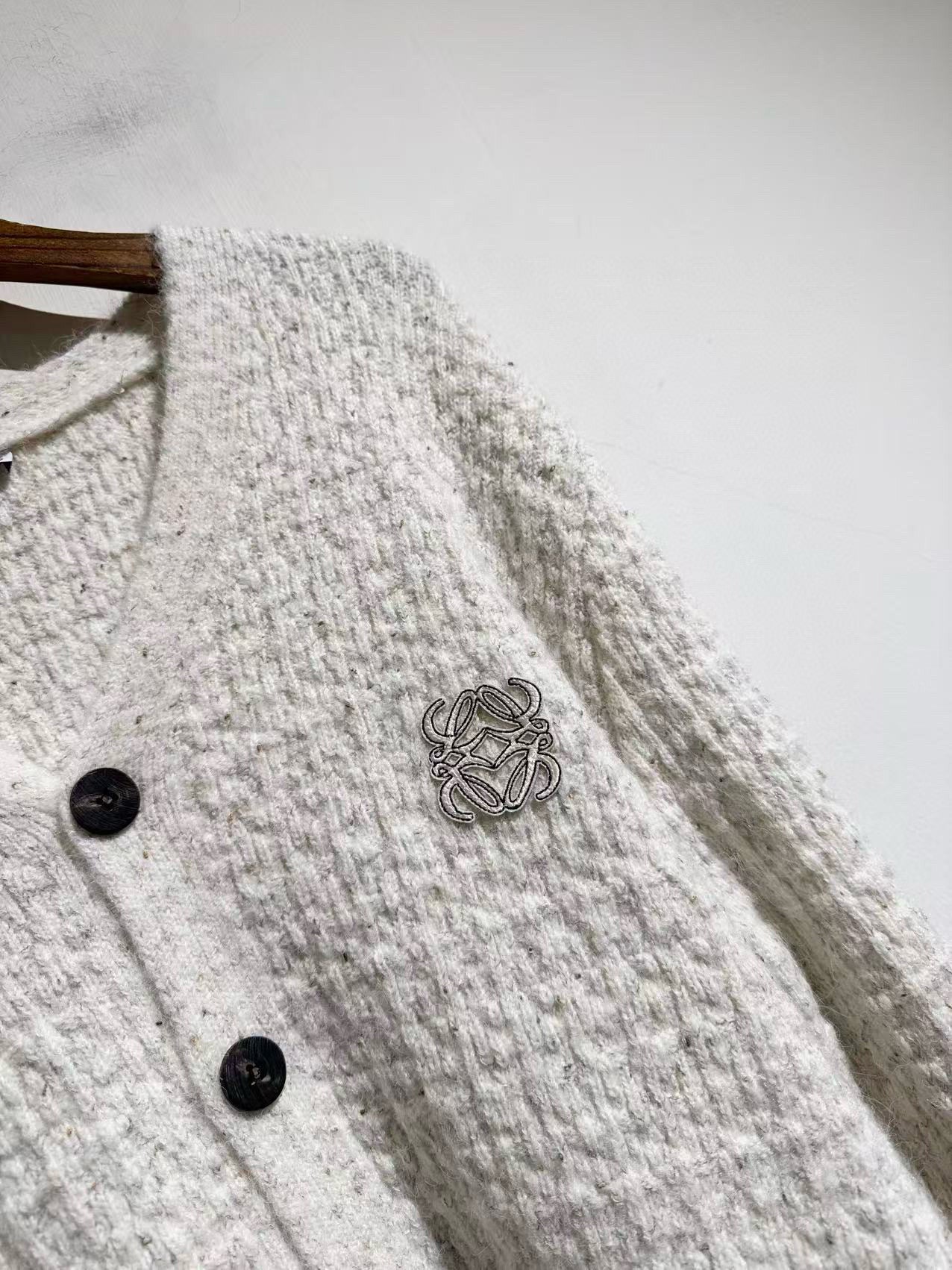 직조 니트가디건 (Woven knit cardigan)
