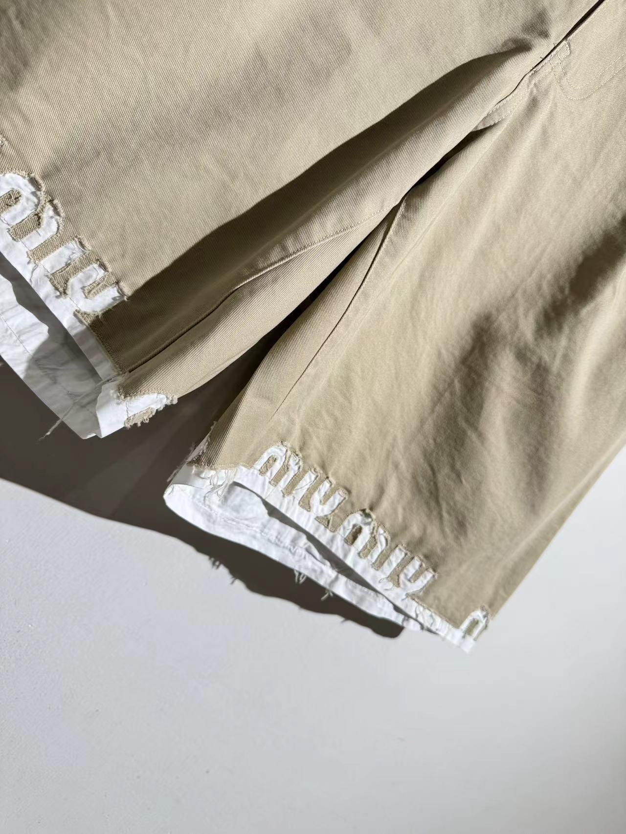 리버스 숏팬츠 (Reverse shorts)