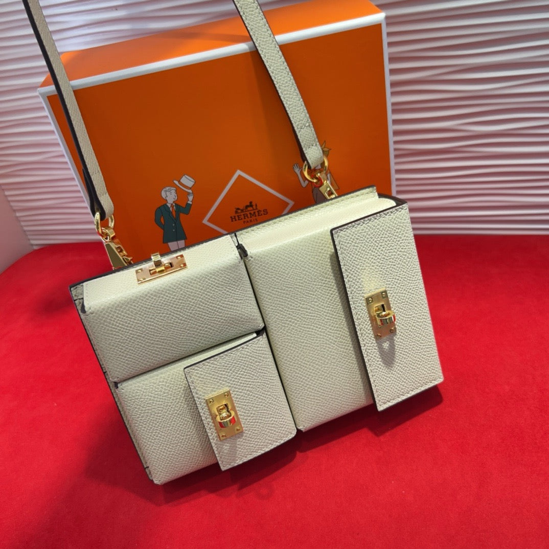 켈리 클러치백 (Kelly Clutch Bag)