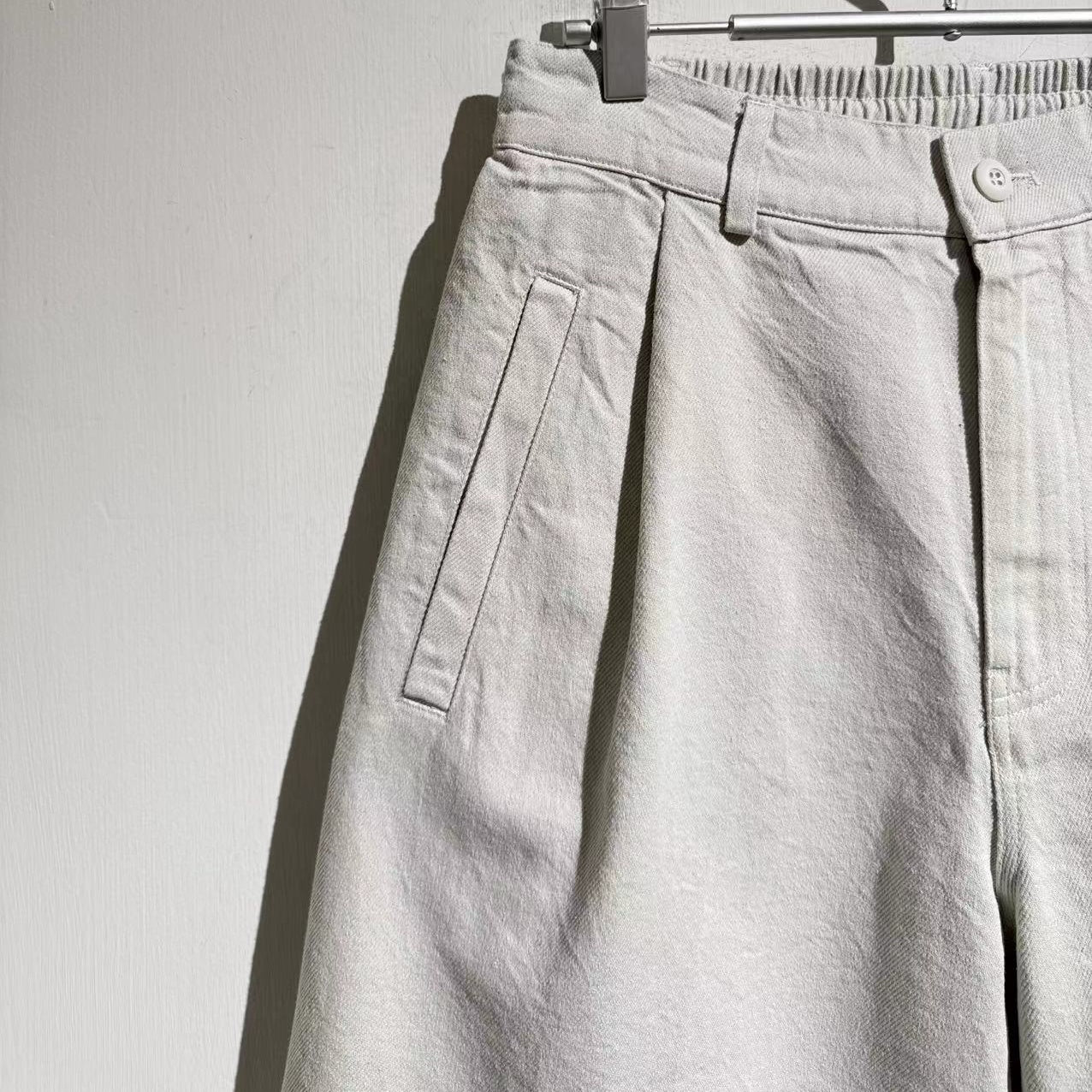 리버스 숏팬츠 (Reverse shorts)