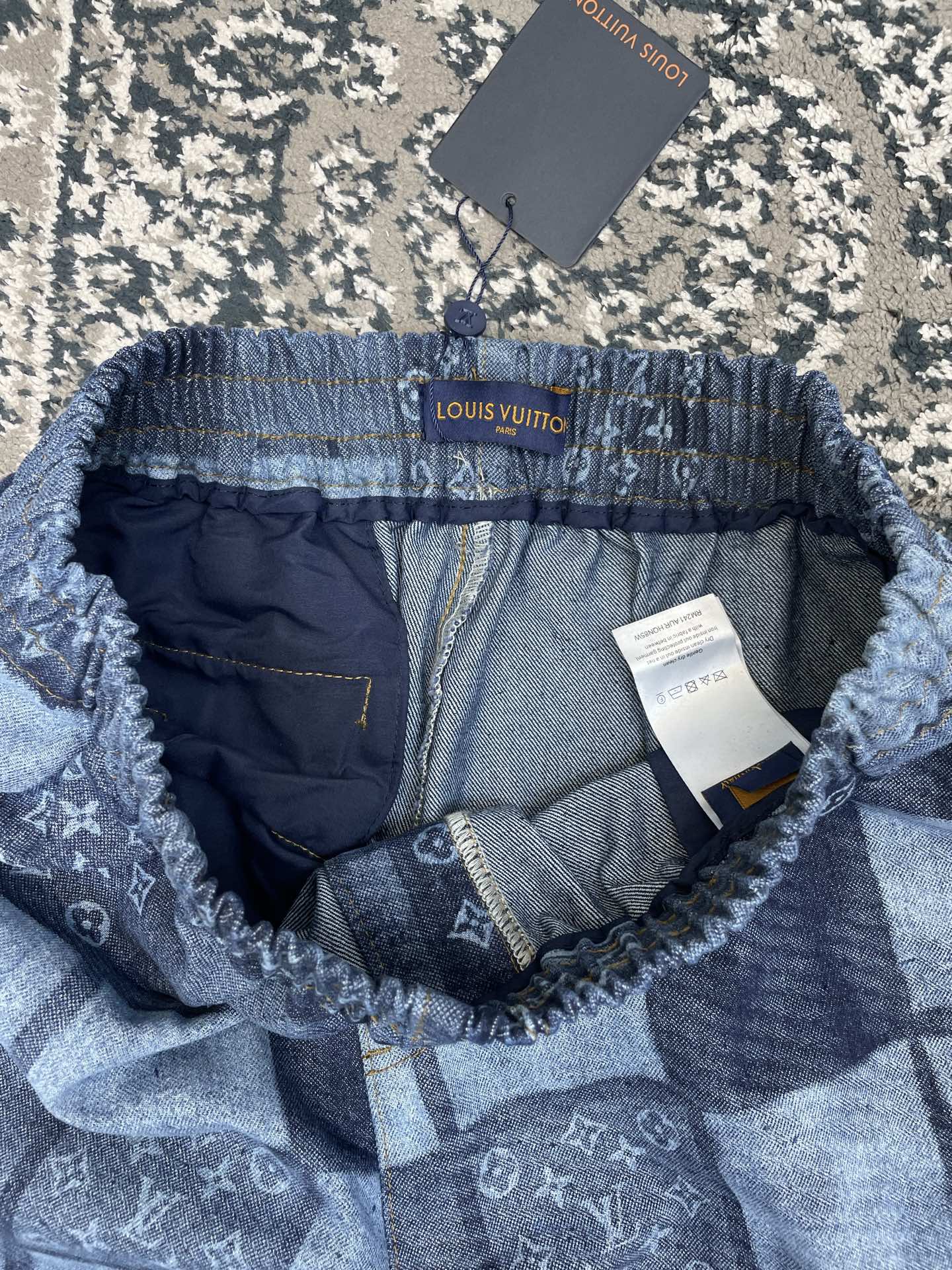 오가닉 데님 숏츠 (Organic Denim Shorts)