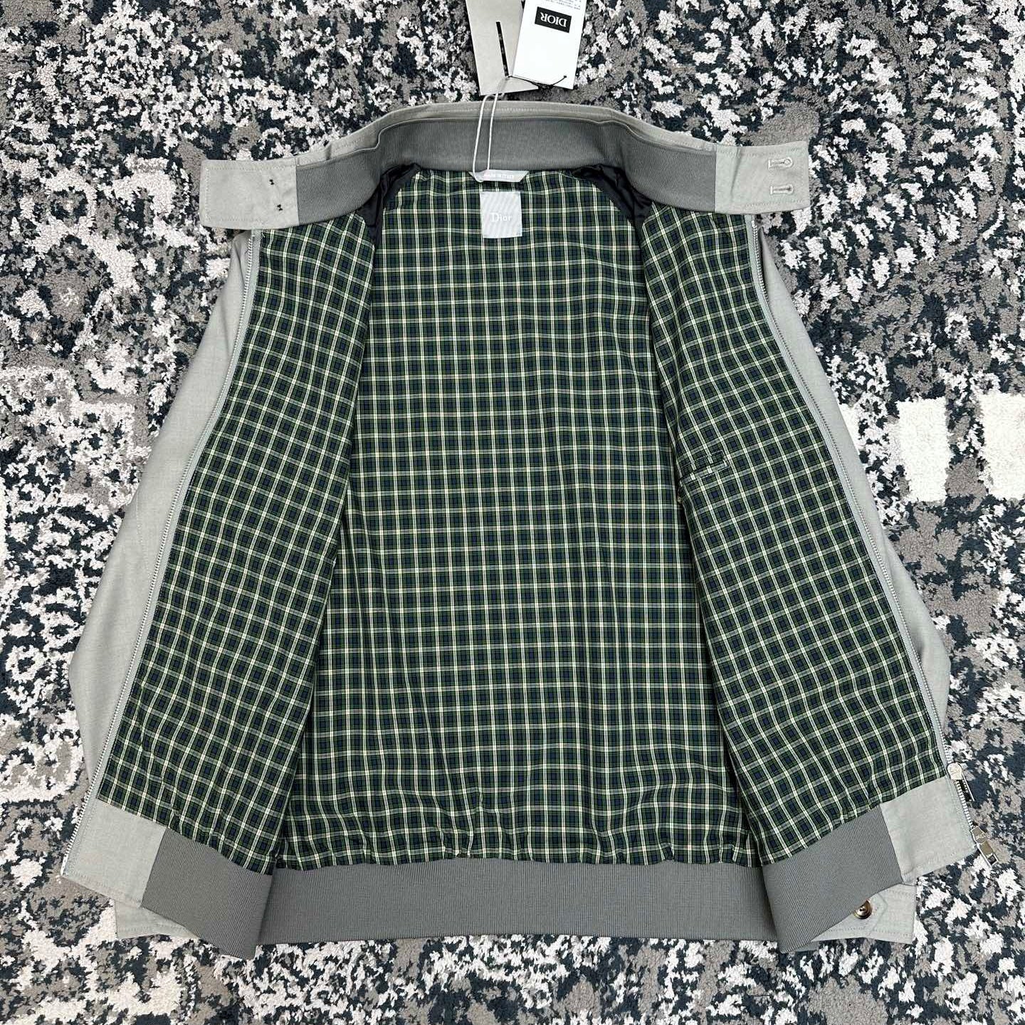 스탠드 칼라 셋업 (Stand-collar co-ord set)