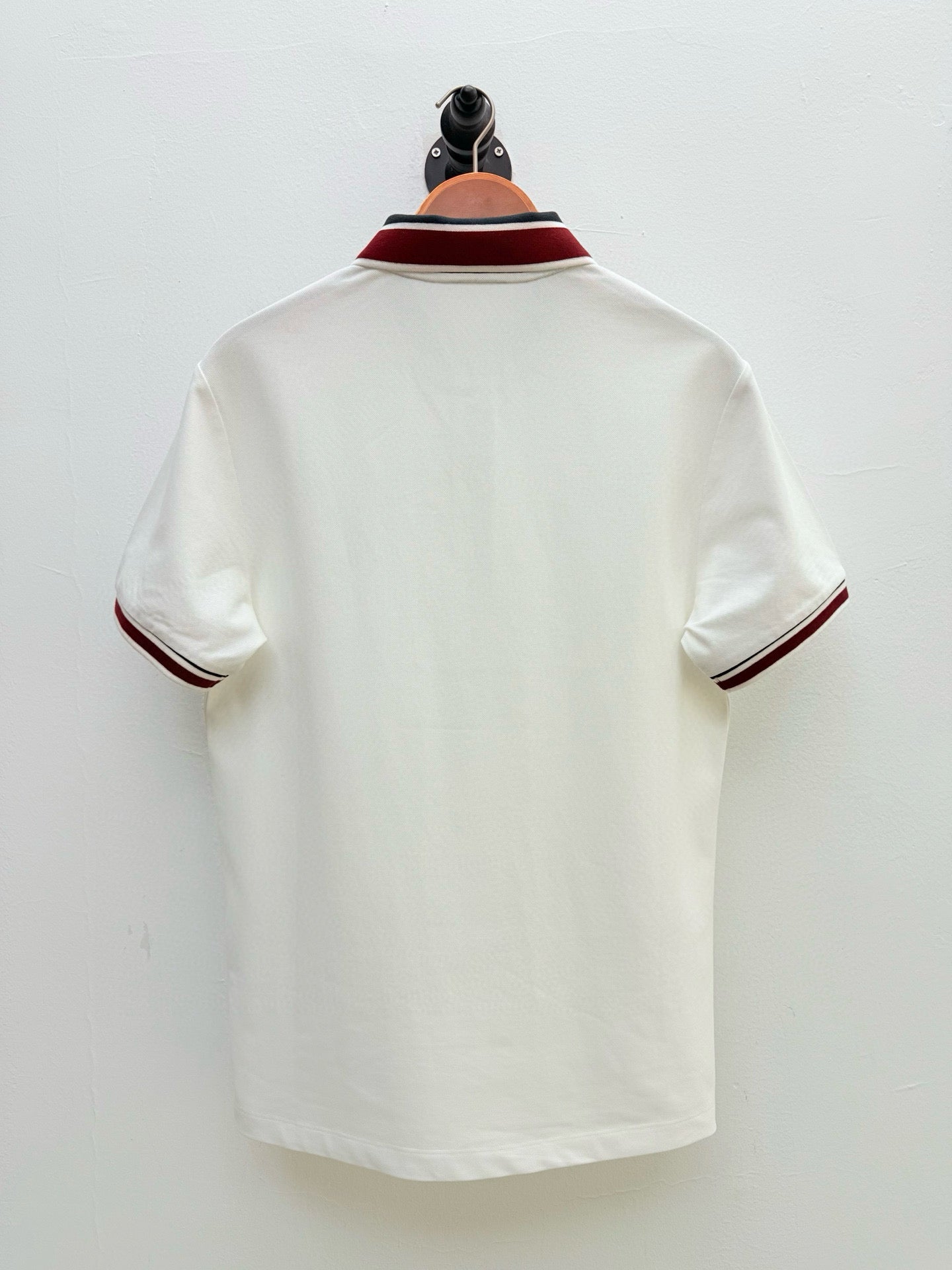 클래식 티셔츠 (classic t shirt)