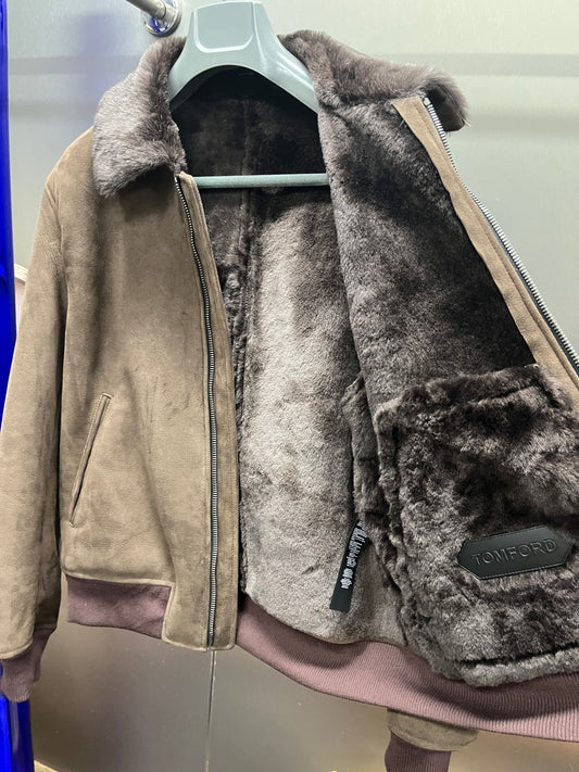 시어링 무스탕 (Shearling Mustang)