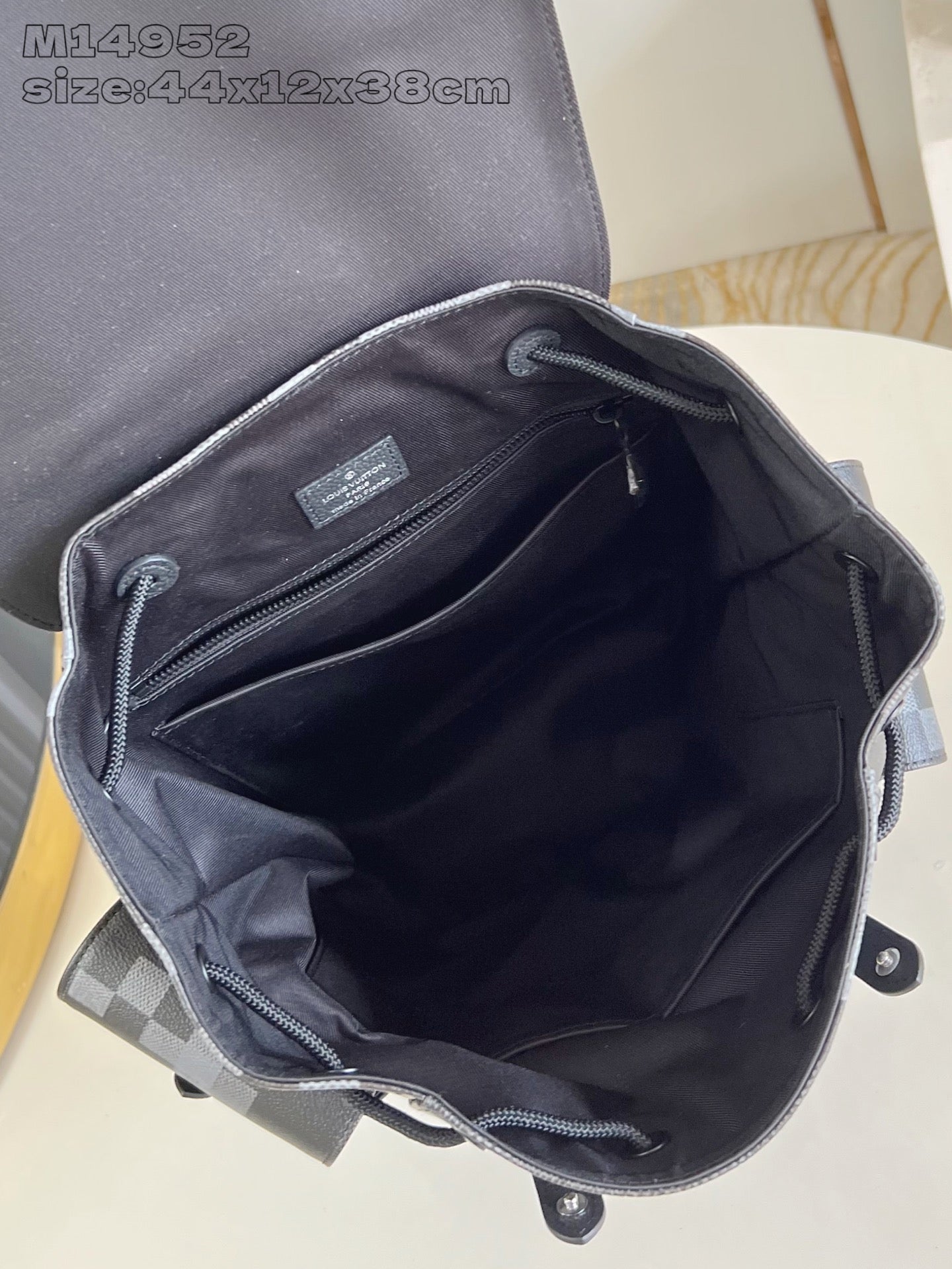 크리스토퍼 백팩 (Christopher Backpack)