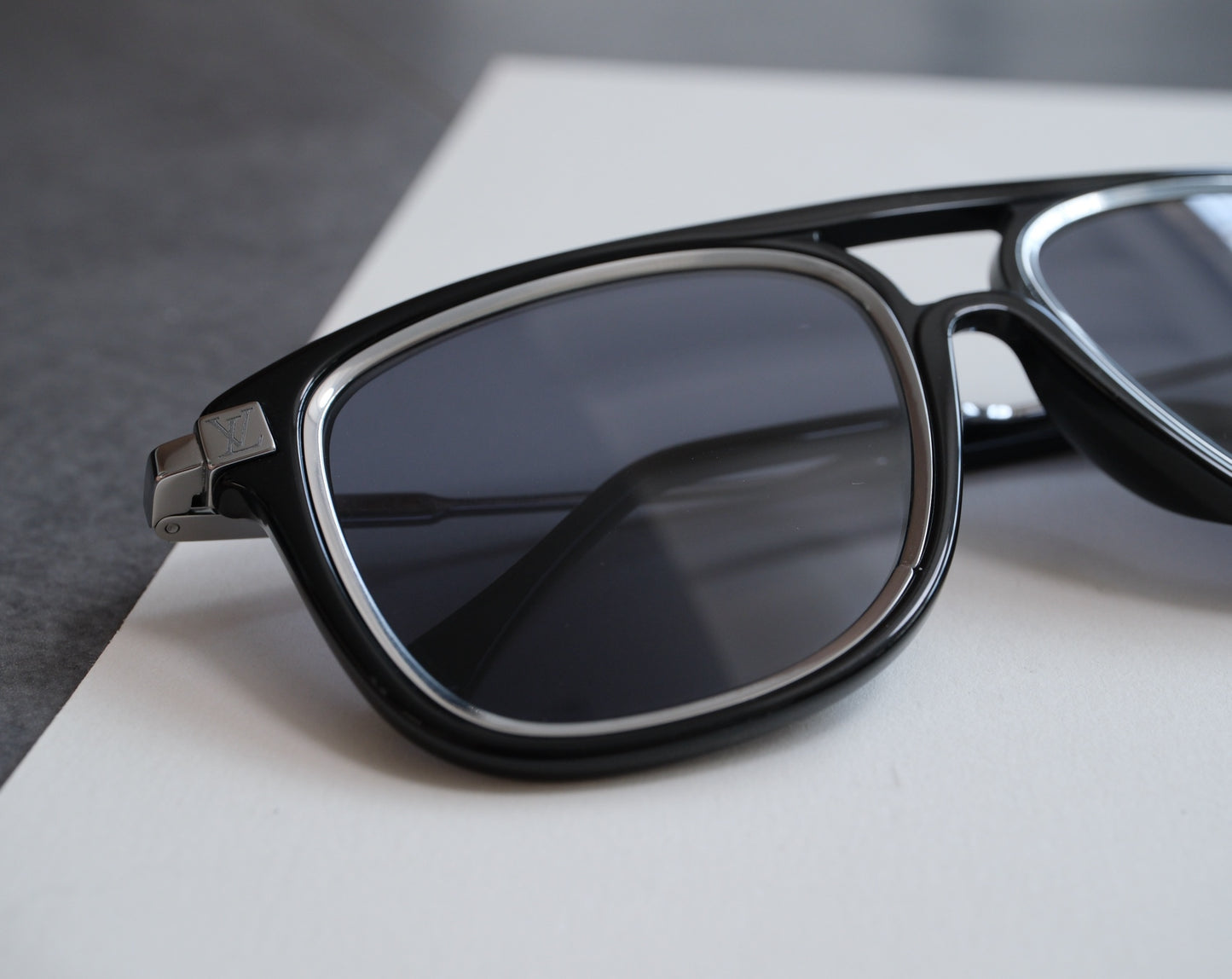레거시 선글라스 (legacy sunglasses)