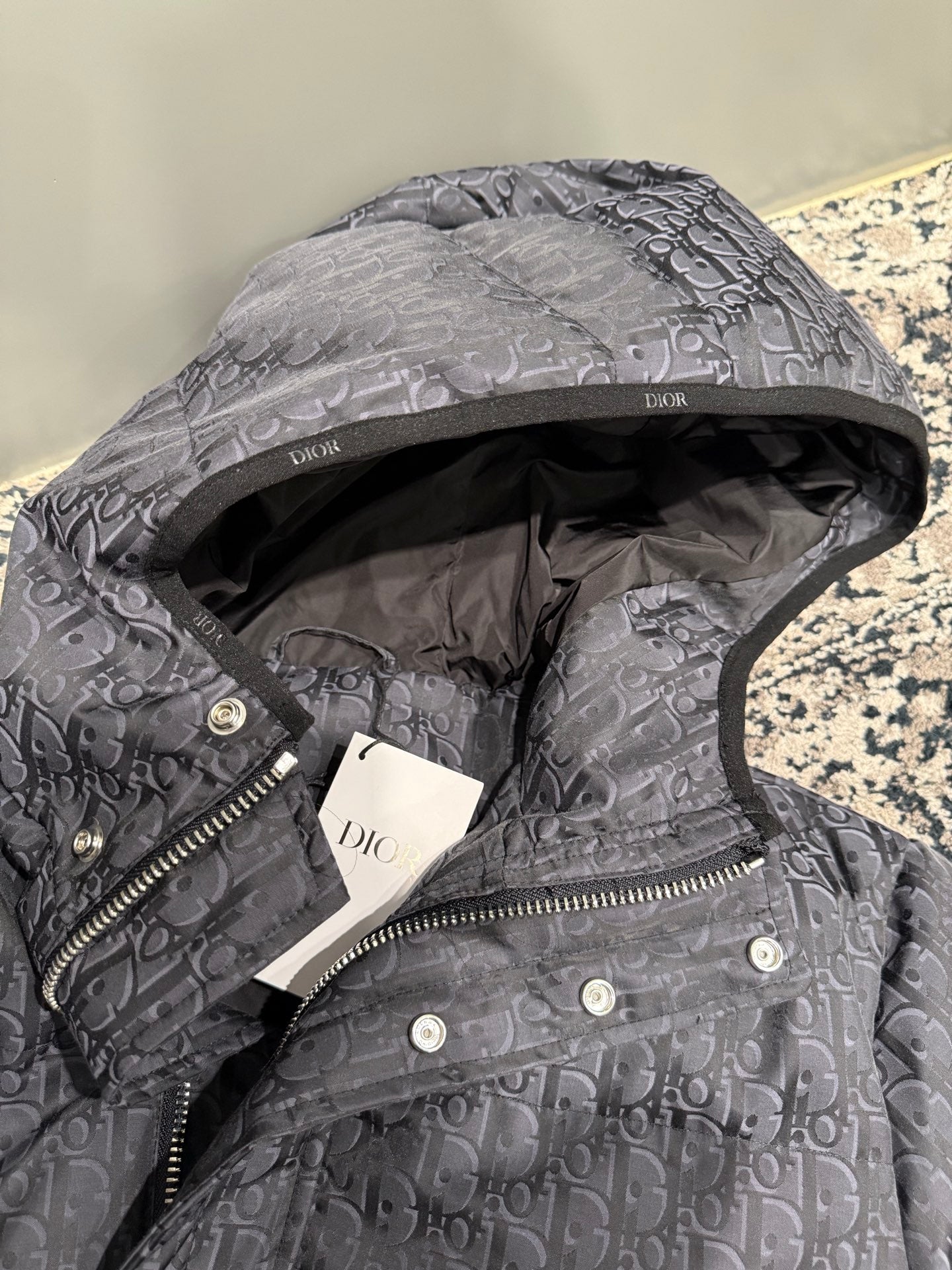 오블리크 다운 후드재킷 (Oblique down hooded jacket)