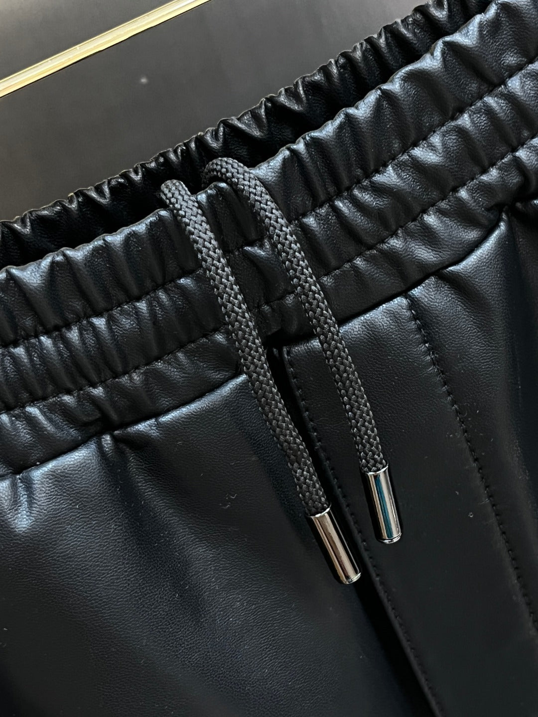 양가죽 셋업 (Sheepskin set-up)