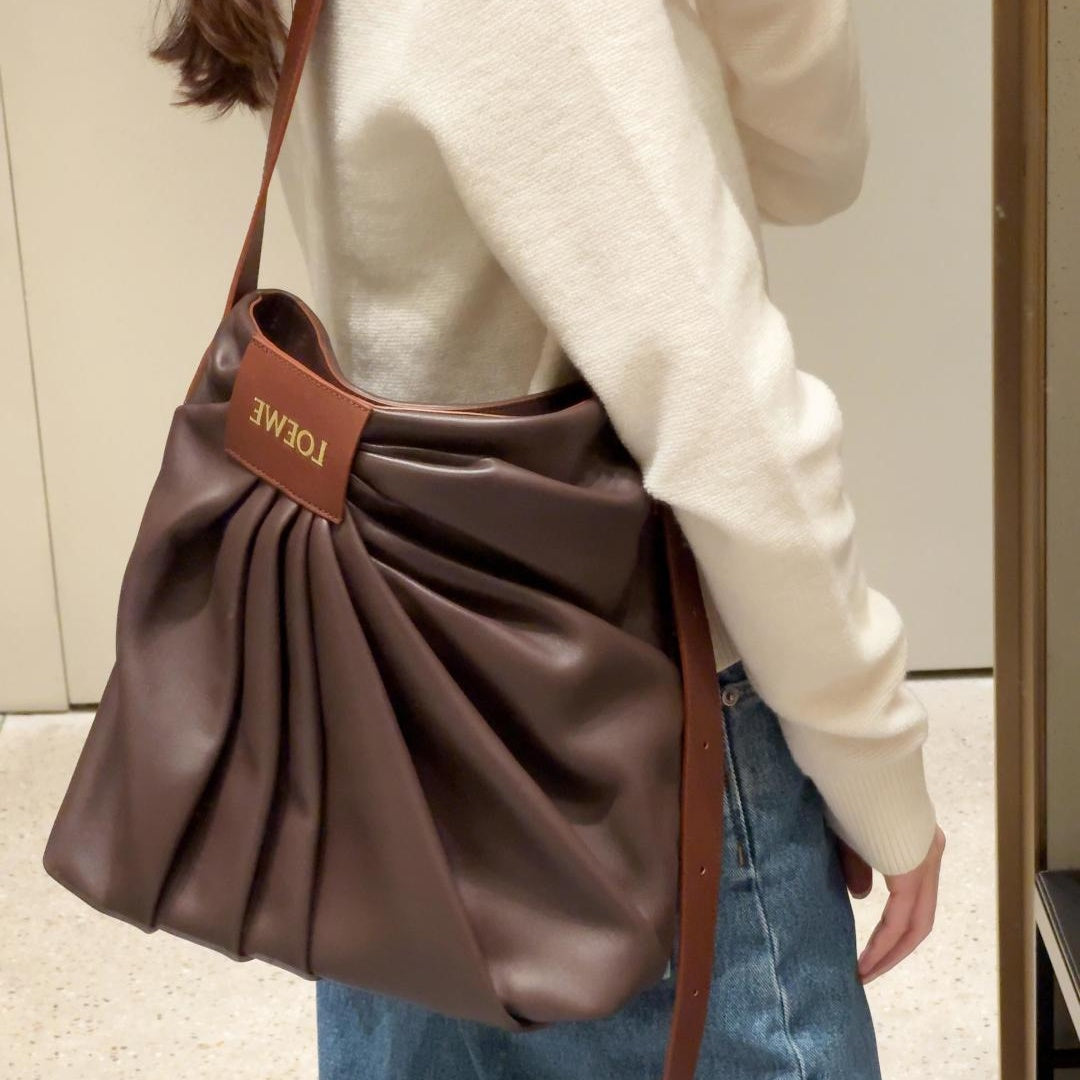 드레이프 토트백 (Drape Tote Bag)