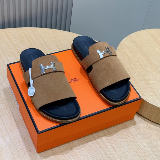 H버클 샌들 (H buckle sandals)