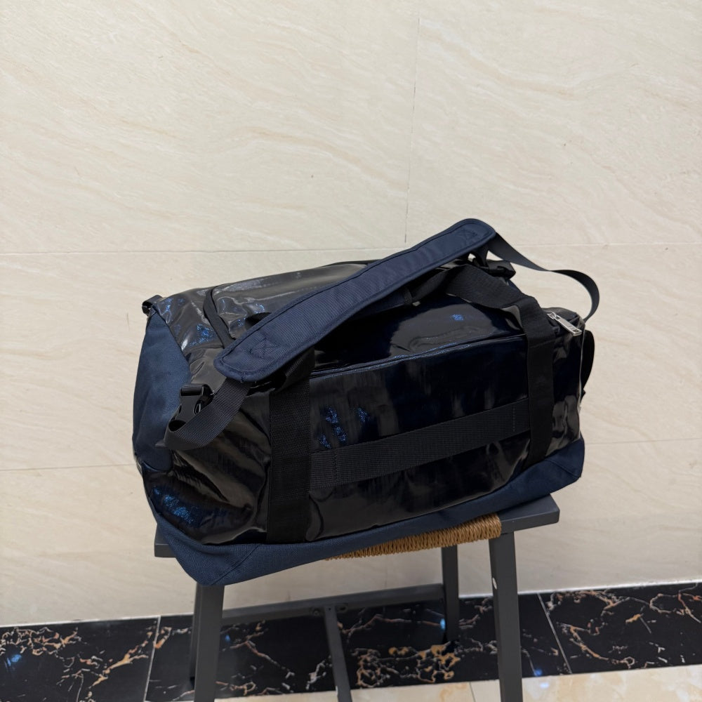 페이턴트 더플백 (Patent Duffle Bag)