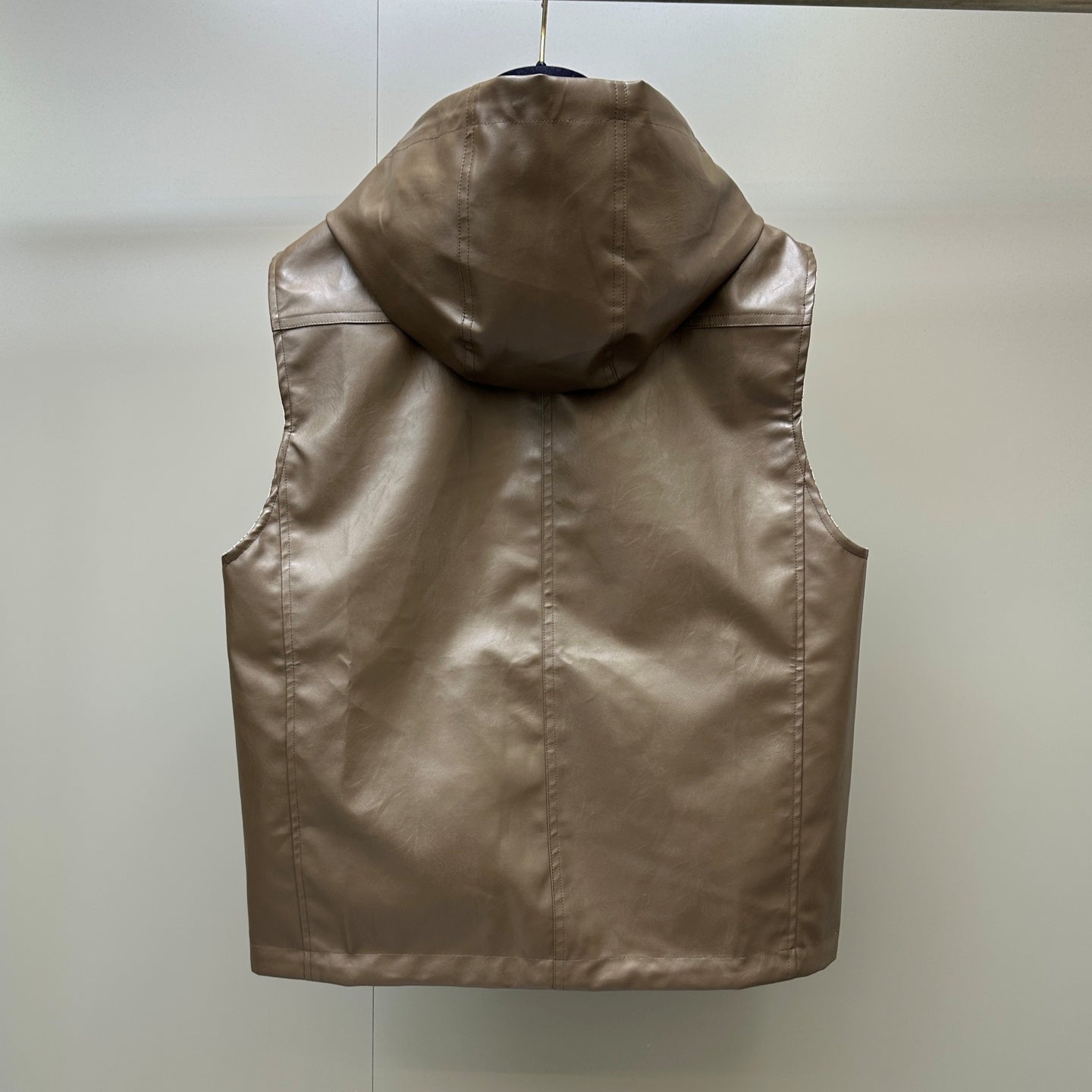 리버서블 후드 베스트 (Reversible Hooded Vest)