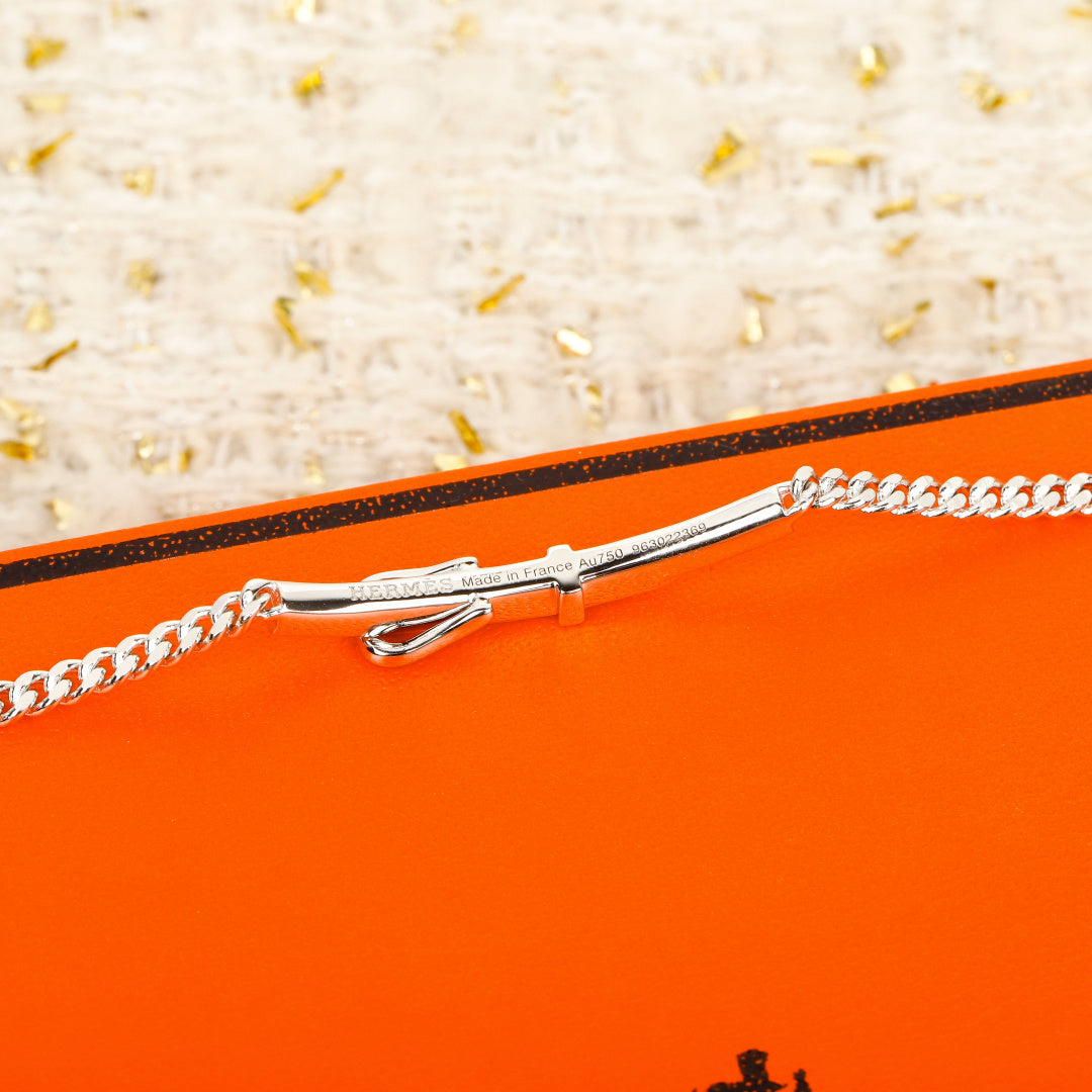 뱅글 팔찌 (bangle bracelet)