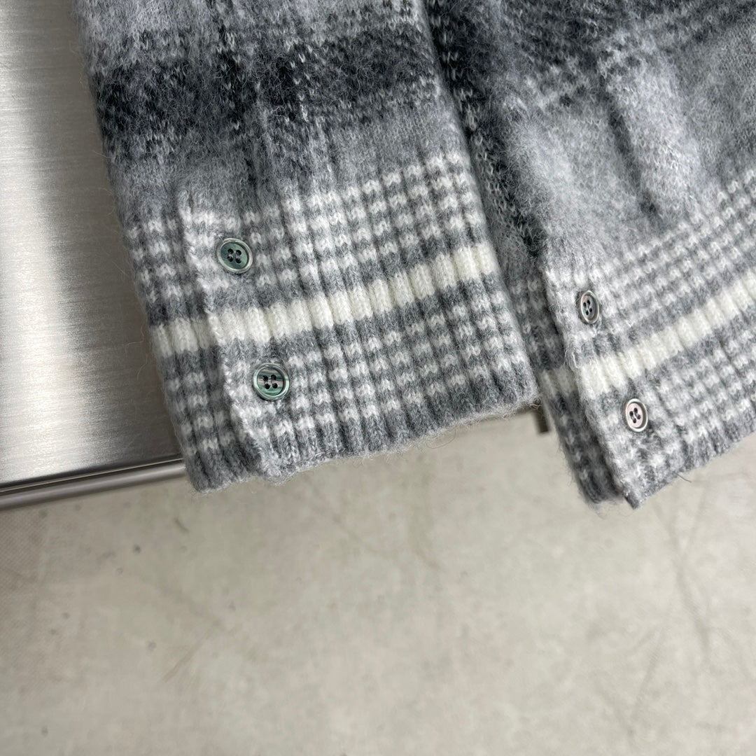 K410 462044 모헤어가디건