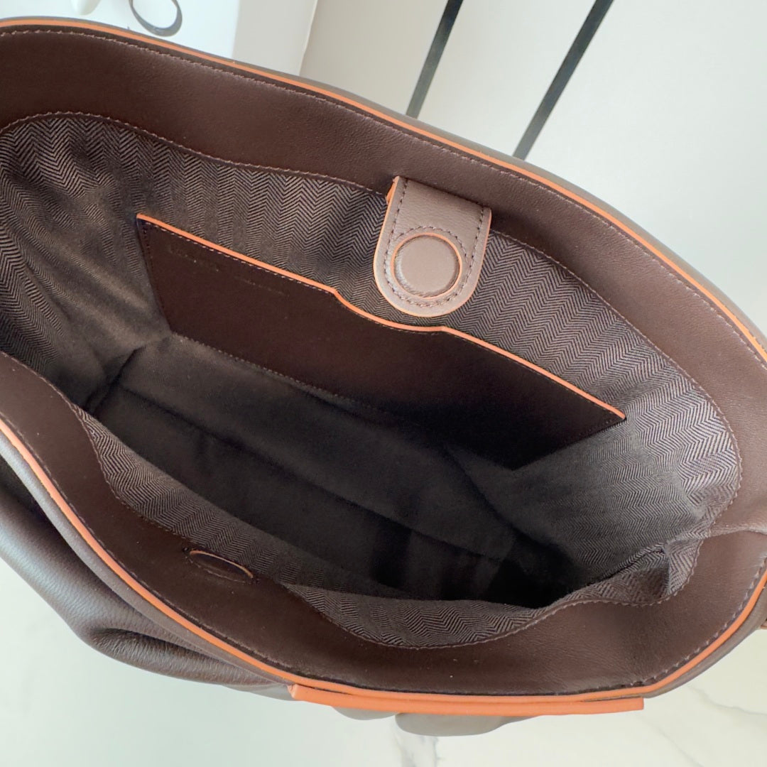 드레이프 토트백 (Drape Tote Bag)