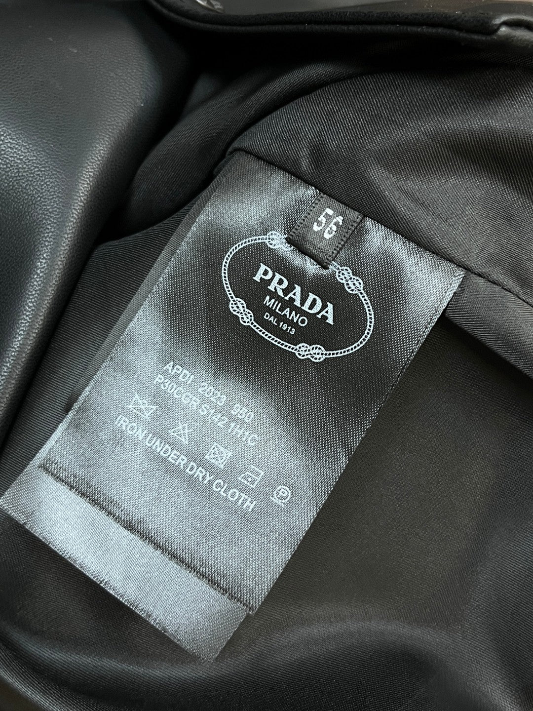 양가죽 셋업 (Sheepskin set-up)