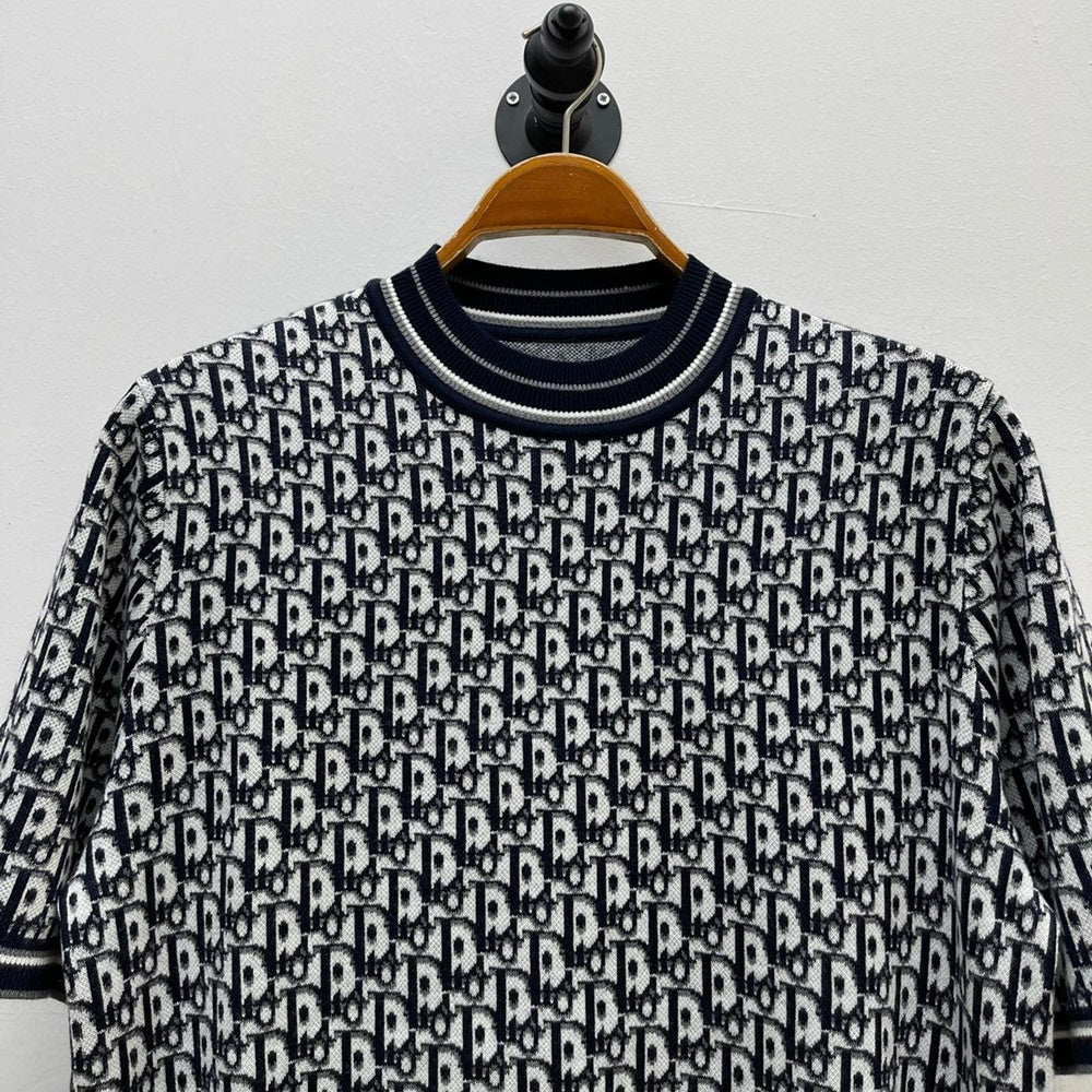 J359479 니트반팔티