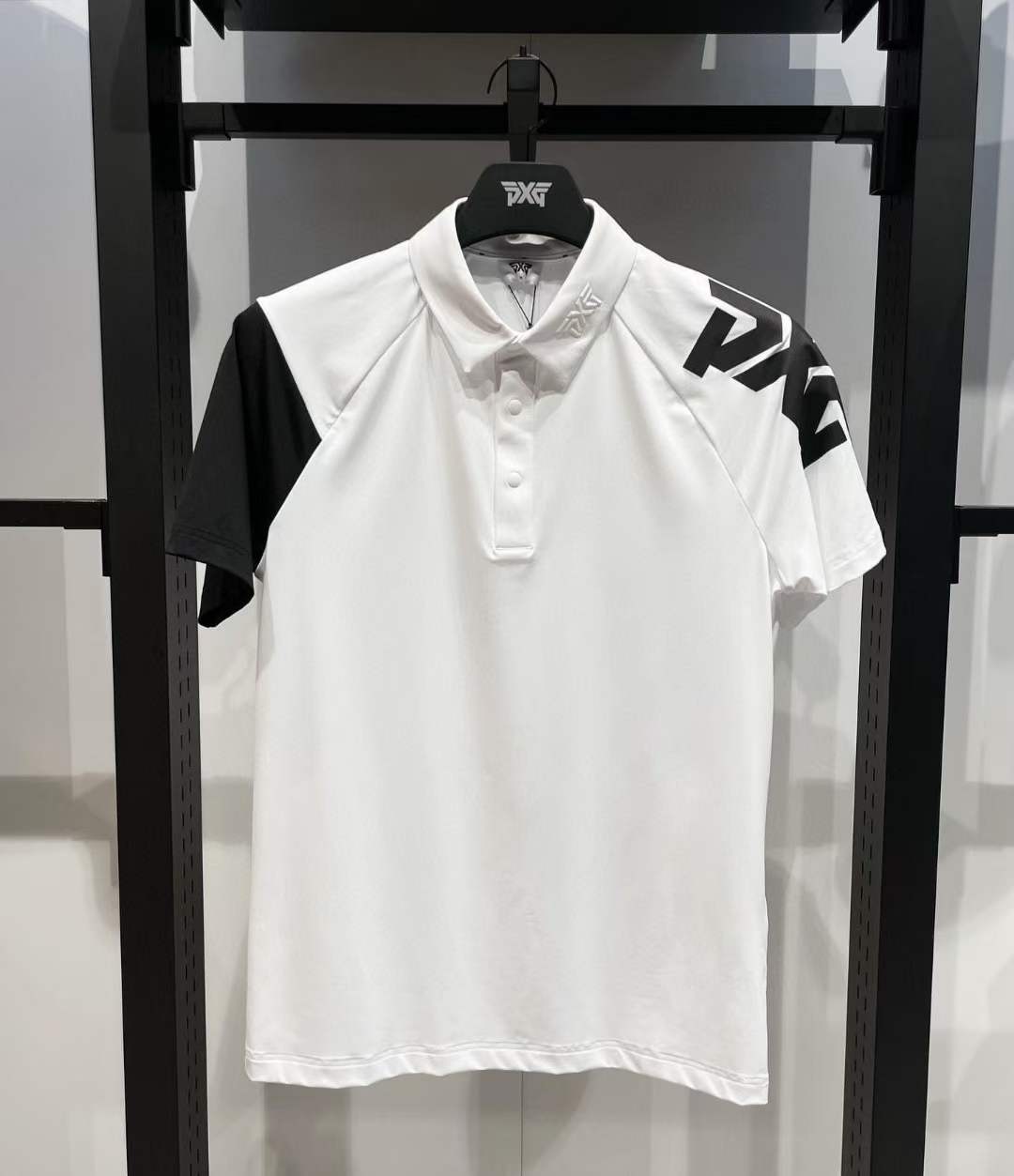 F221670 티셔츠