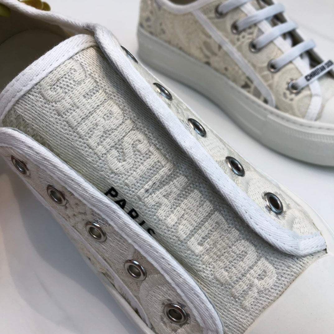 G 336034 스니커즈