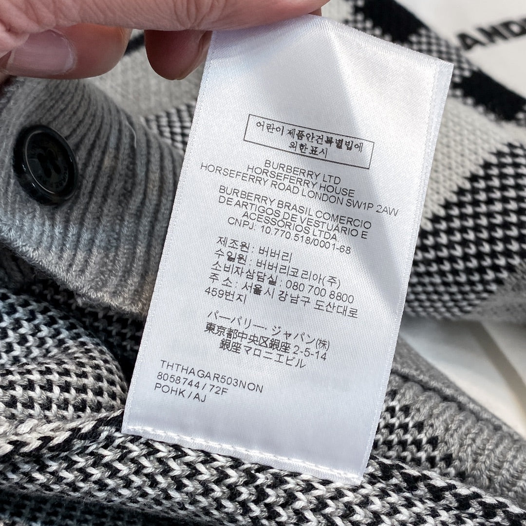 J36602 니트가디건