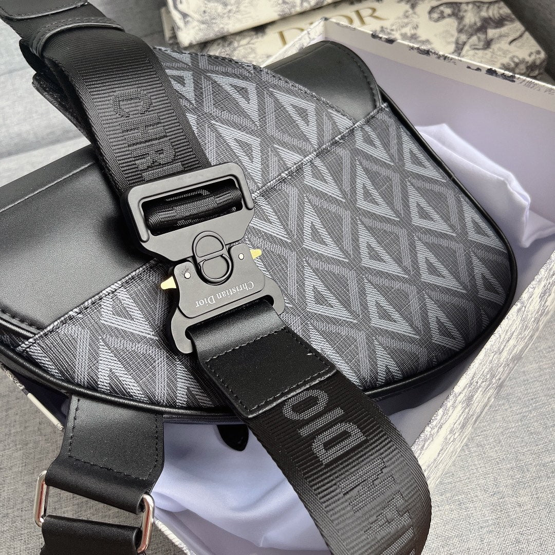 G490 다이아몬드 새들백